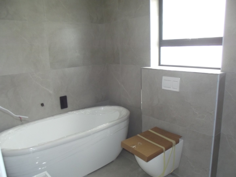 2 Bedroom Property for Sale in Beachfront Western Cape